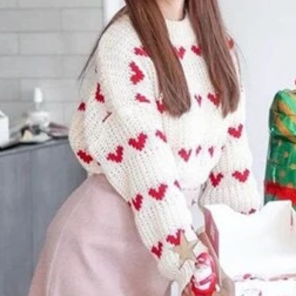 Cozy Heart Print Turtleneck Knit Oversized Sweater